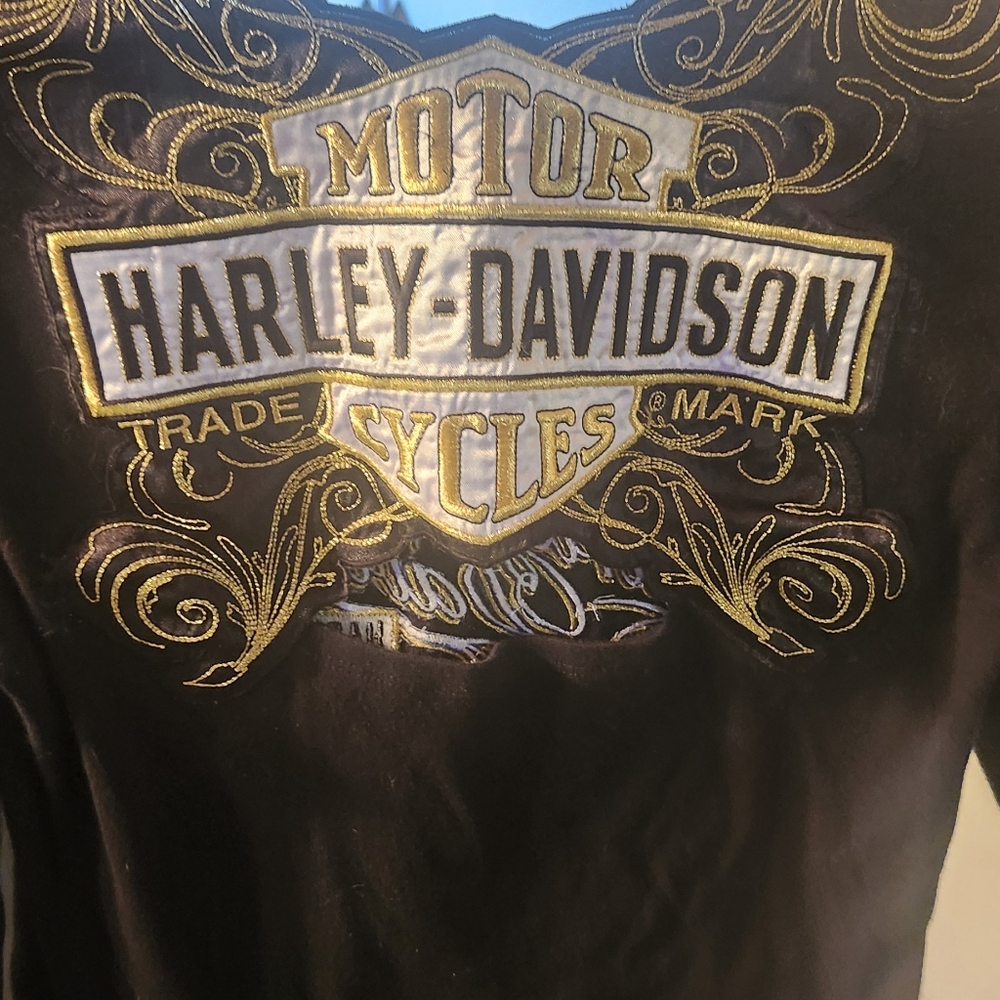 Women's long sleeve Harley Davidson shirt